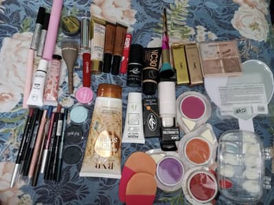 Full face makeup deal