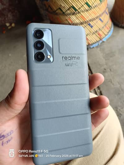 realme GT master edition 5G  120hz refresh rate