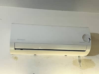 1 Ton Dawlance Inverter Ac in perfect cond