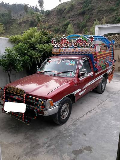 Toyota Hliux datsan 1992