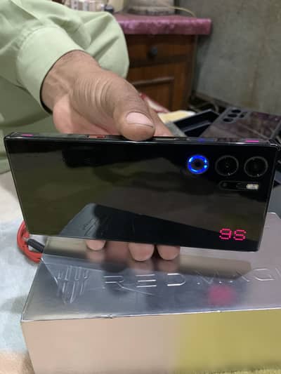 Nubia redmagic 9s pro 12+12/256