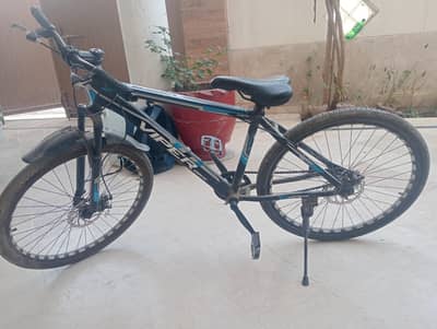 Aluminum frame cycle without gare front and back disc brake