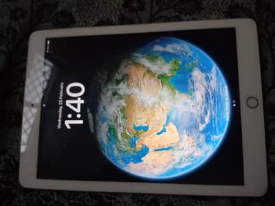 ipad 6th generation 32 GB