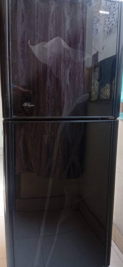 orient Fridge model 6047 GDB