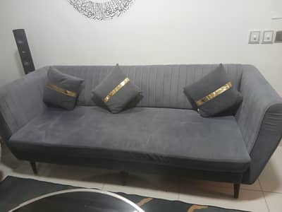 3 seater sofa for sale (perfect condition) Urgent sale