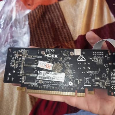 Amd graphic card 2 gb ddr3 and 6570