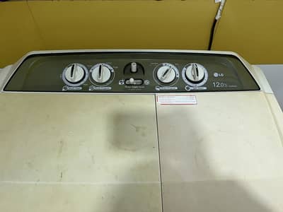 LG semi automatic washing machine