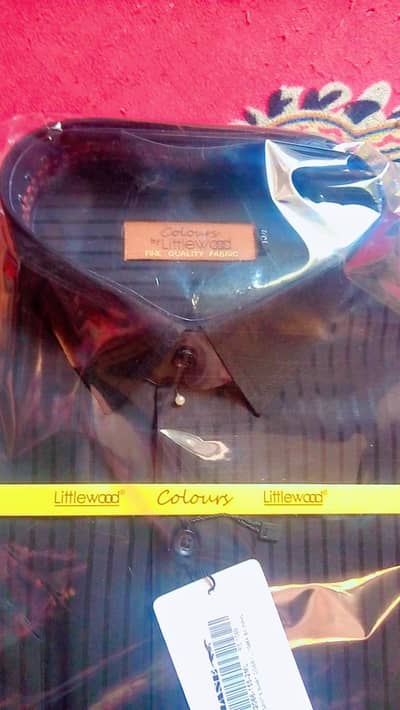 office shirts call on 0335 1332456