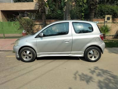 2 door vitz