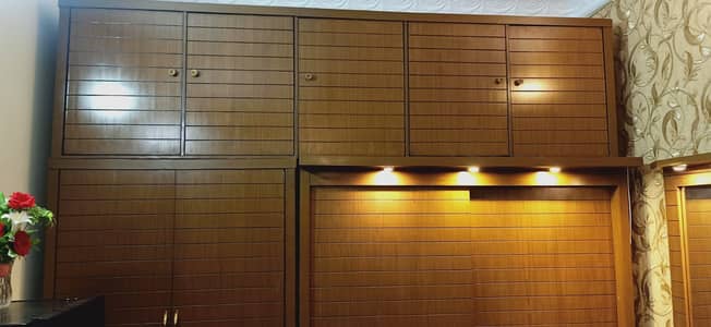 Furniture Bed, Closet, Dressing Table