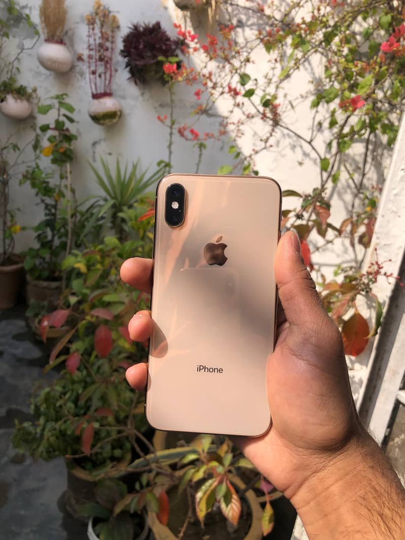 iPhone xs 3