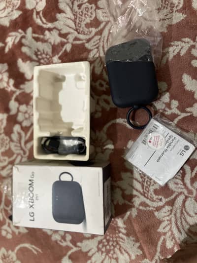 LG XBOOM GO