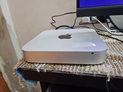 mac mini core i7 16gb. 500 gb ssd late 2014