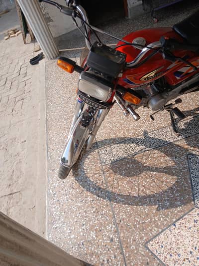 Honda 70cc eng tyr ok