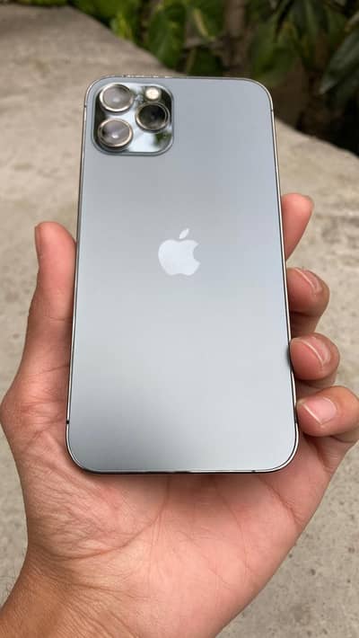 Iphone 12 pro 512 gb read add below