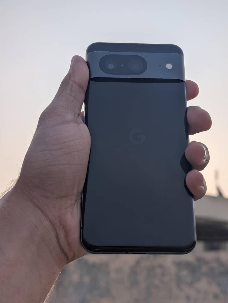 Google pixel 8 5