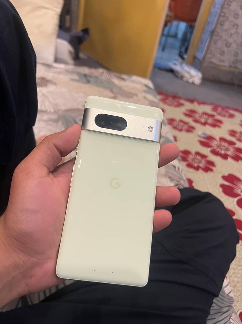Google pixel 7 2