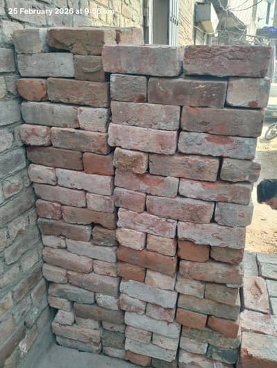 used Bricks / old bricks 15,000 qty. available
