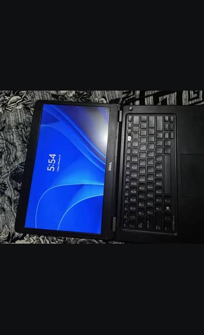 Dell latitude E5450 (8/320)