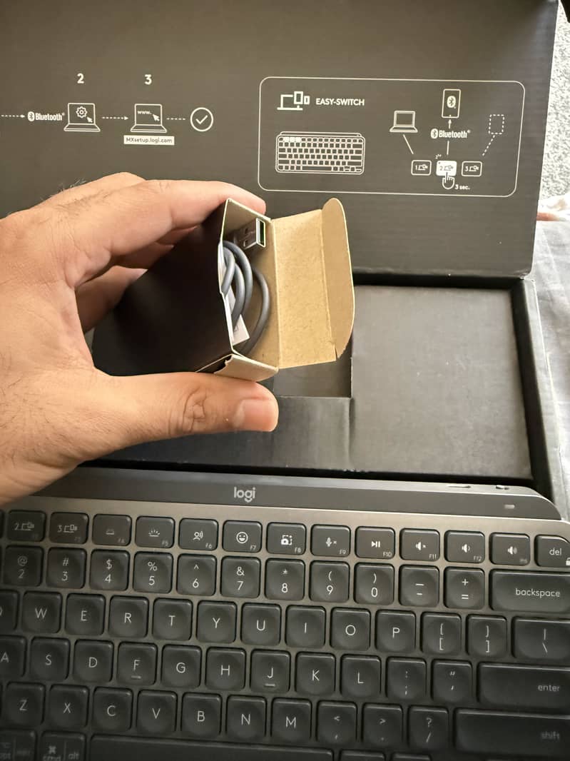 Logitech MX Mini Keyboard 1