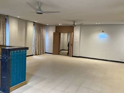 HOUSE FOR RENT IN F-7