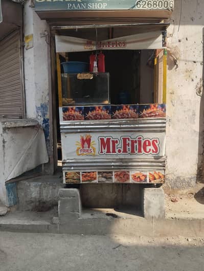 Counter for roll samosa burger shawarma cylinder or sari chezo k sth