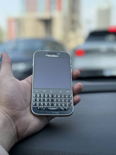 Blackberry Classic Q20