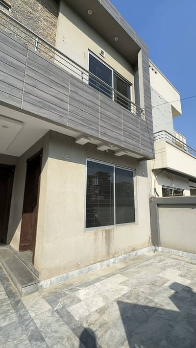 10 Marla House For Sale Canal Garden Lahore