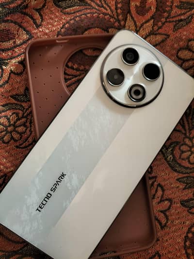 Only mobile exchange with good mobile uper paisa kar laya gaya.