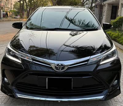 Toyota Corolla Altis Grande X Black Room