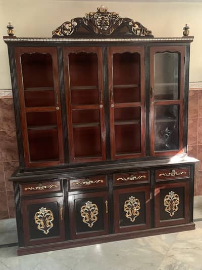 Showcase Bohat Achi Condition