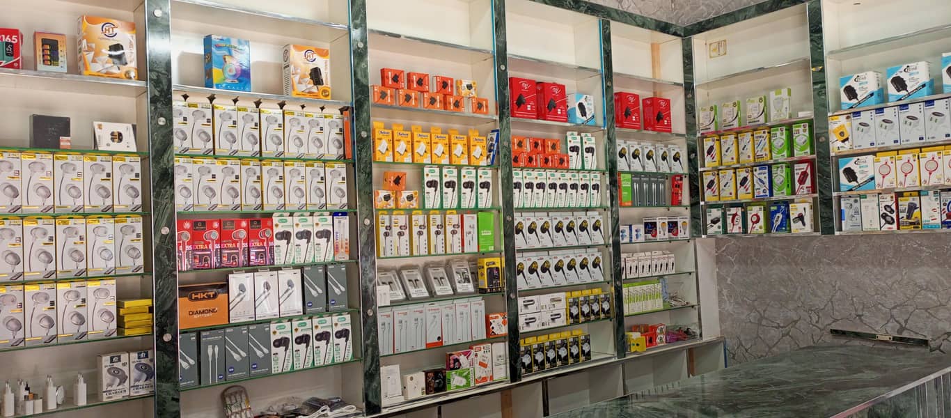 چلتا پھرتا کاروبار اور مکمل سامان فارسیل کاؤنٹر ،الماری،فرنٹ شیشہ 10