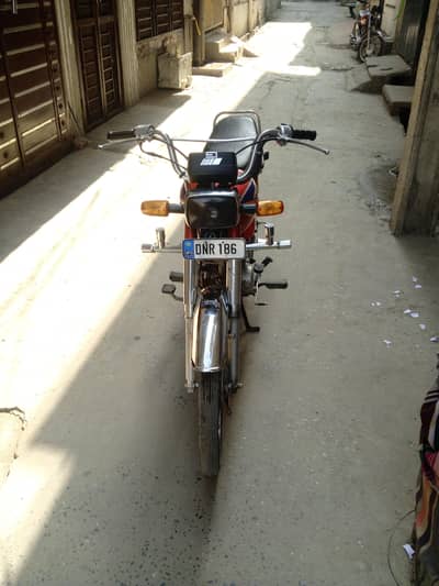 Honda 70 2003 model Islamabad number engine pack har part  jaaneman