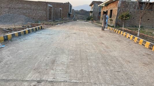 5 Marla Commercial Plot For sale In D-14