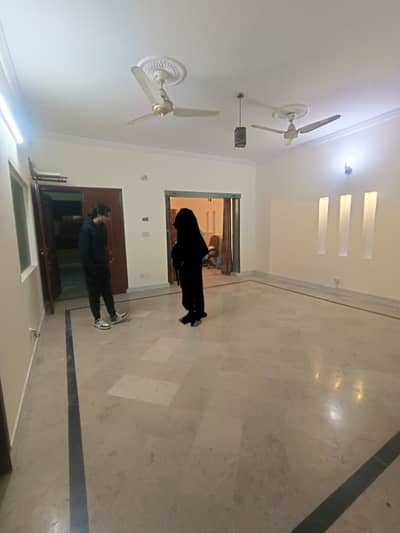 UPPER PORTION FOR RENT LOCATION CHAKLALA SCHEME 3