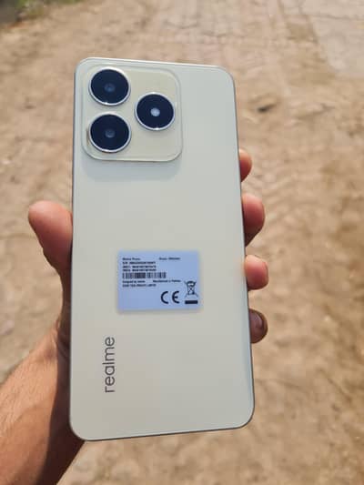 Realme C61