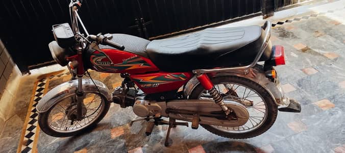 united 70 2014 model