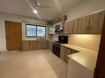 UPPER PORTION FOR RENT IN F-7