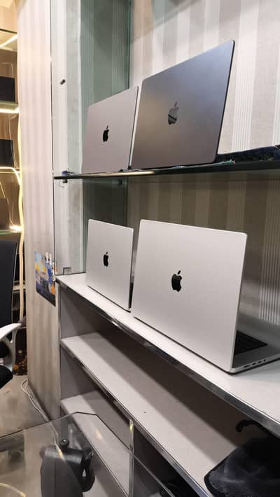 Apple MacBook Pro i9 M1 M2 M3 M4