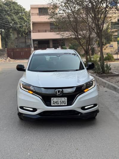 Honda Vezel Hybrid RS Honda Sensing 2016
