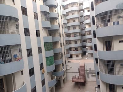 Flat Of 550 Square Feet Is Available For Sale In Daniyal Residency