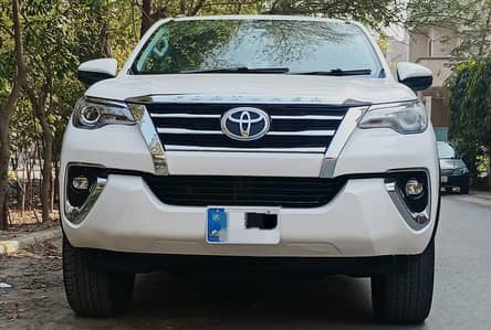 Toyota Fortuner 2.7 petrol 2020 Model