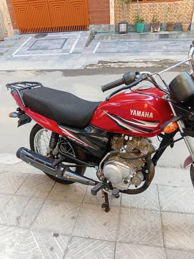Yamaha | Model YB 125Z | Year 2018 | 12000 Kms Call 0329 - 1799991