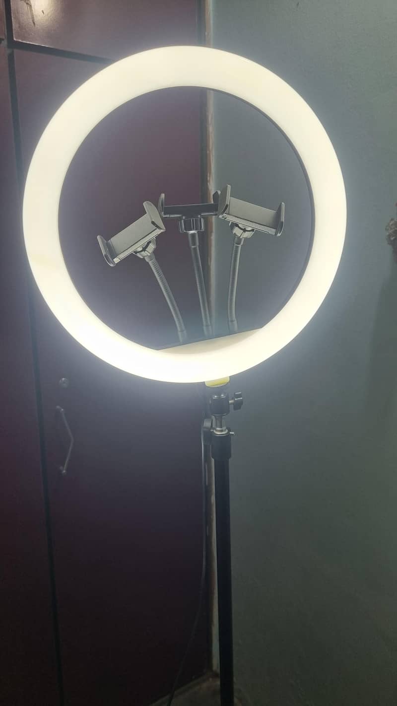 LED RING LIGHT 4