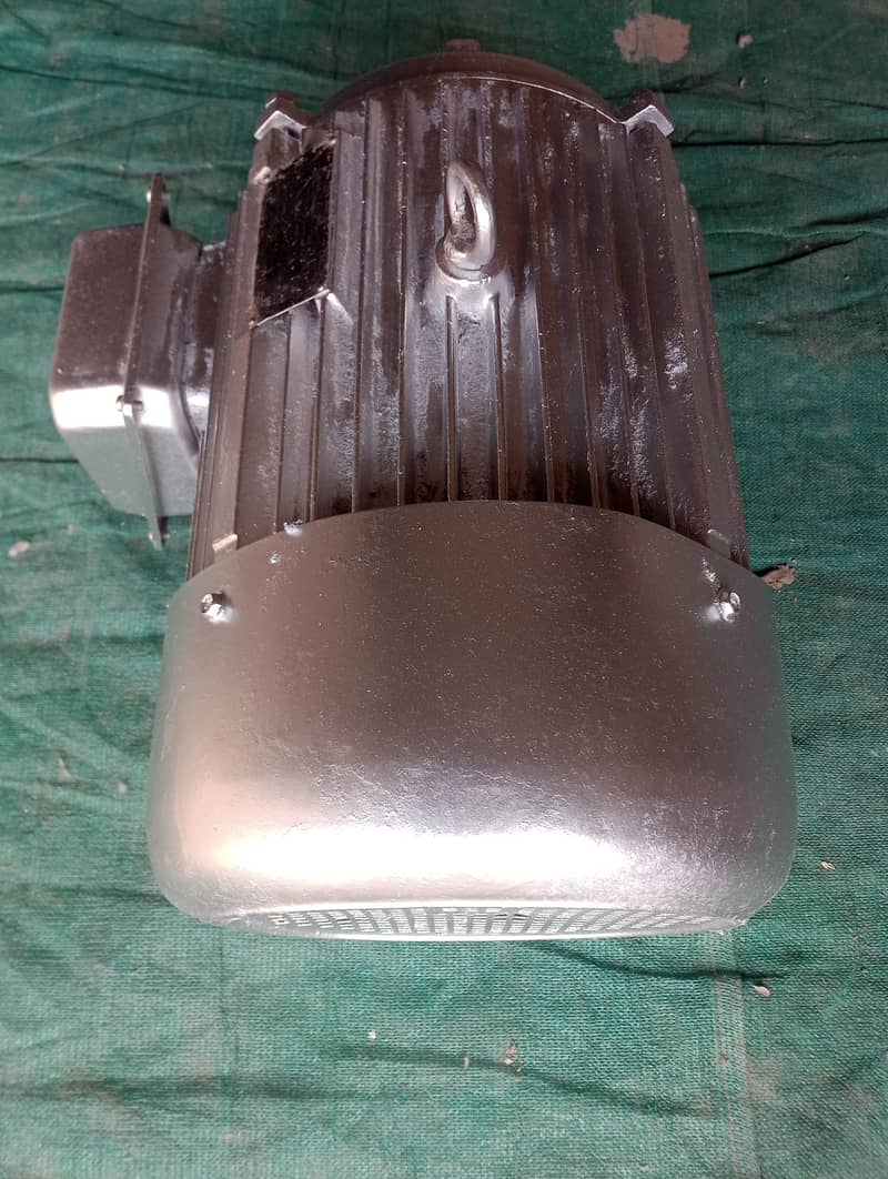 موٹر برائے فروخت 2