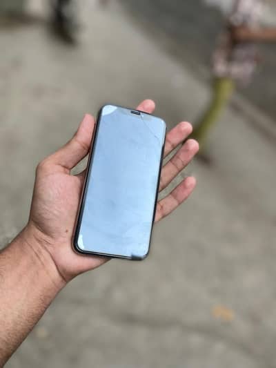 iphone xs Fu unlock non pta  bh 92.10. 7