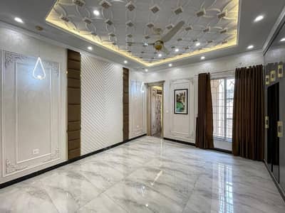 BEAUTIFUL HOUSE FOR SALE AVAILABLE