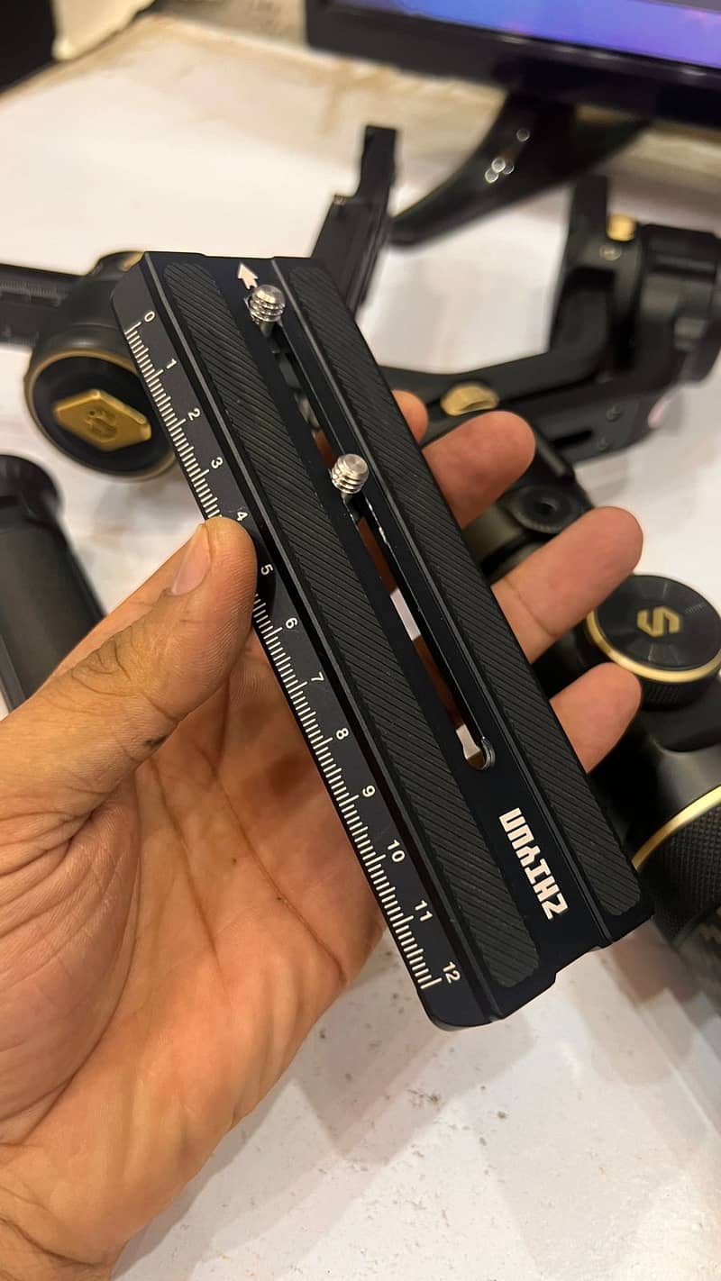 Crane 2s 2