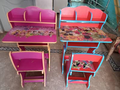 Beautiful Kids Study Tables and chairs