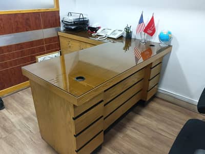 Premium Executive Office Table